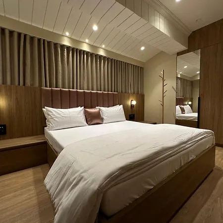 Rudraya Homes - Cozy Premium Serviced Apartments Khar - Next To Bandra Mumbai Exterior photo