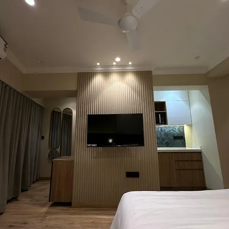 Rudraya Homes - Cozy Premium Serviced Apartments Khar - Next To Bandra Mumbai Exterior photo