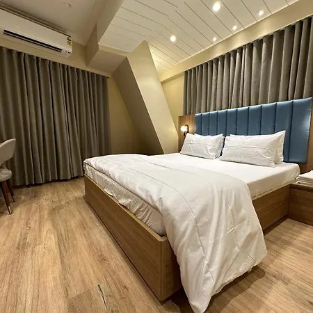 Rudraya Homes - Cozy Premium Serviced Apartments Khar - Next To Bandra Mumbai Exterior photo