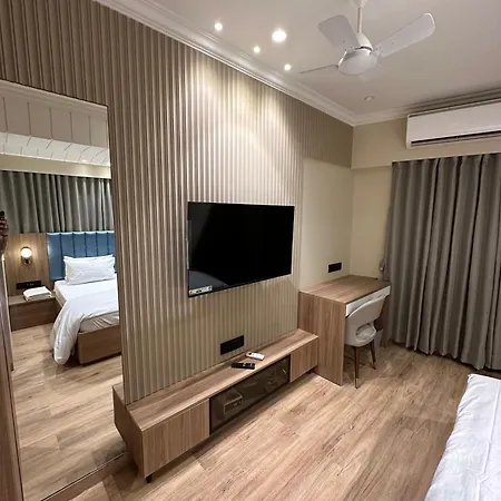 Rudraya Homes - Cozy Premium Serviced Apartments Khar - Next To Bandra Mumbai Exterior photo
