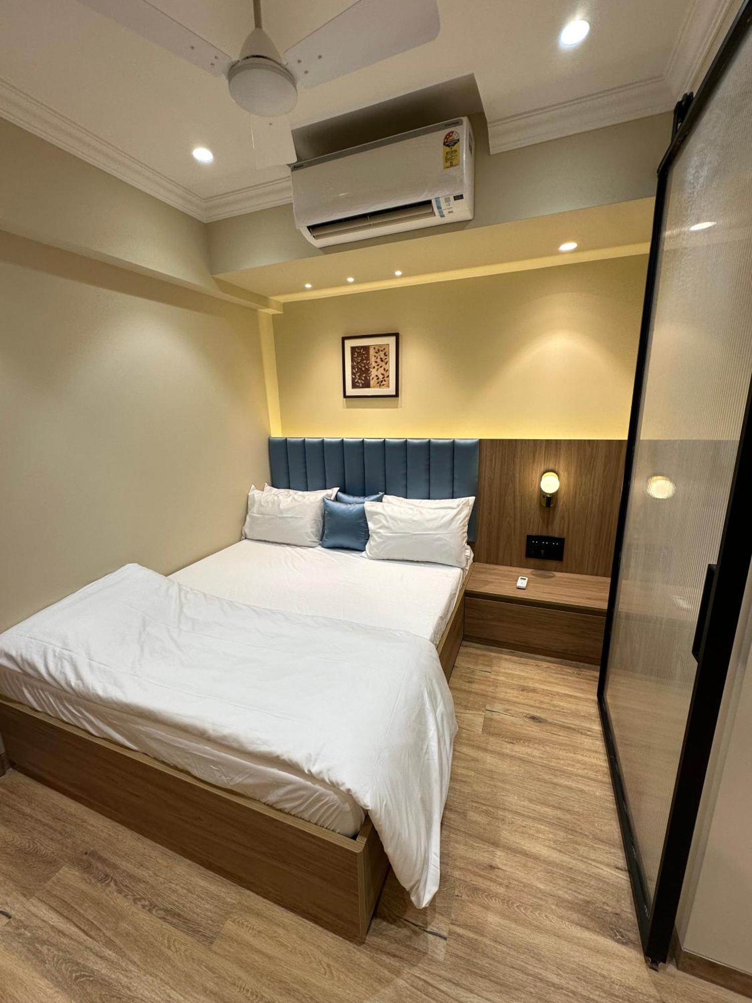 Rudraya Homes - Cozy Premium Serviced Khar - Next To Bandra