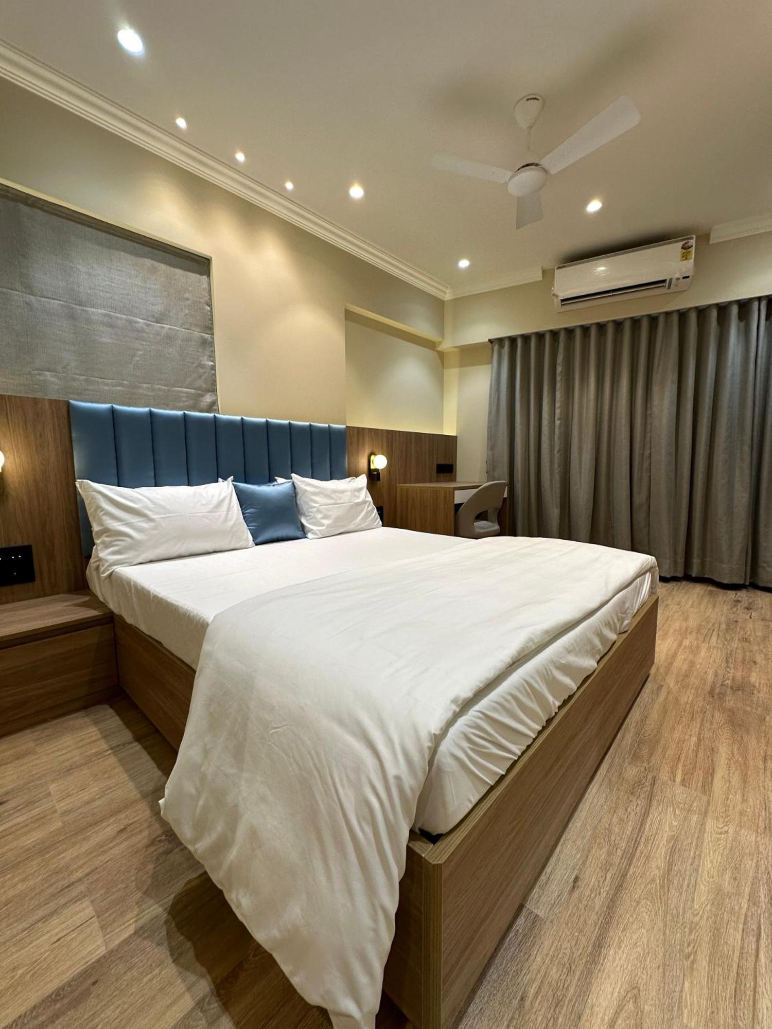 Rudraya Homes - Cozy Premium Serviced Khar - Next To Bandra * Mumbai